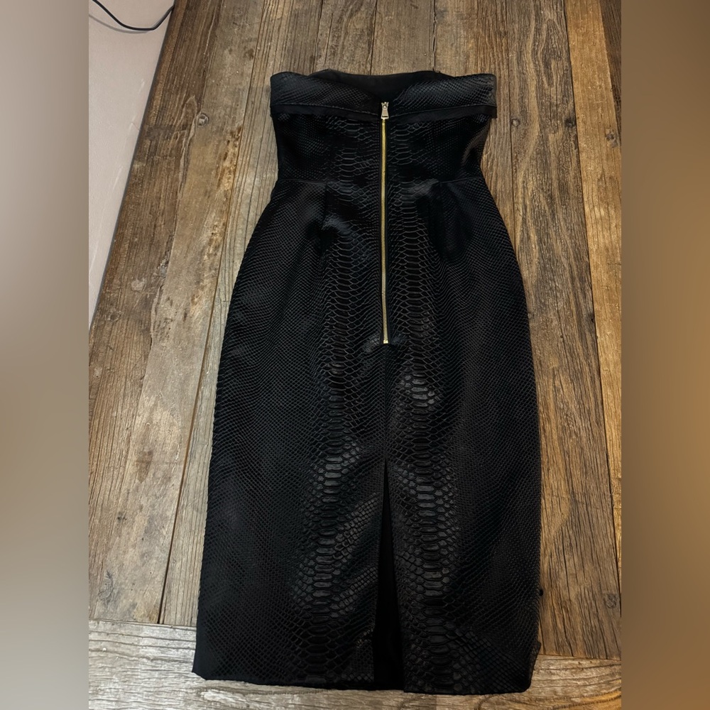 HANEY PYTHON MIDI STRAPLESS DRESS. STUNNING. 🖤 - image 2